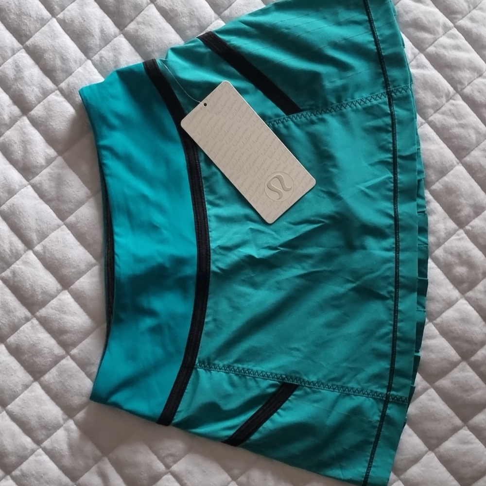 *Rare* BNWT Lululemon Run: Reflection Skirt